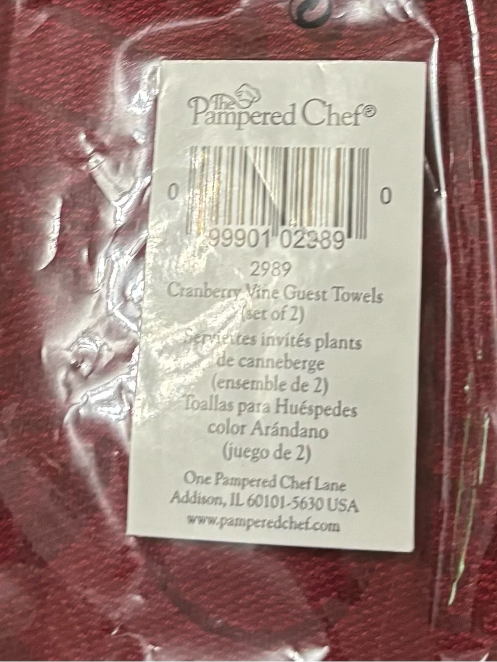 Pampered Chef set of 2 cranberry guest towels.